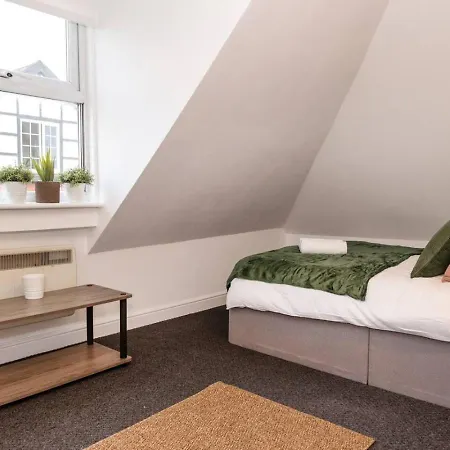 Apartment Sunny Side Flat 5 Contractors Long *