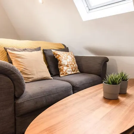 Lägenhet Sunny Side Flat 5 Contractors Long