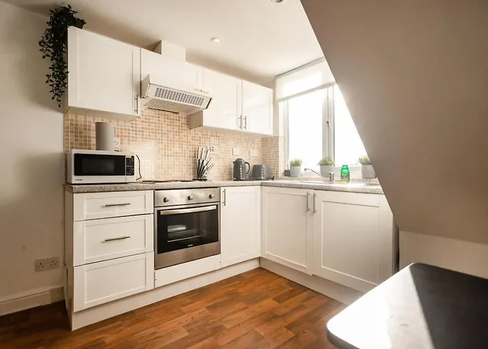 Sunny Side Flat 5 Contractors Long Apartment *